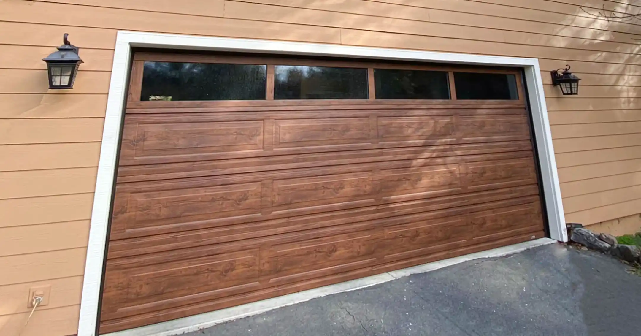 Picture of Turbo Garage Door - Turbo Garage Door