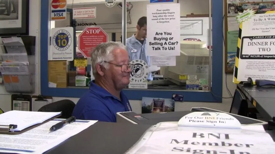 Picture of Service Manager Mitch Haik has been working on cars for more than 30 years. - Acur-it Auto Repair