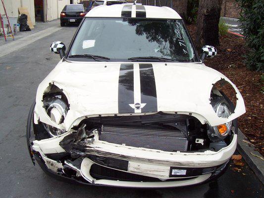 Picture of A "before" shot of a customer's damaged vehicle - B2 Perfection Auto Body