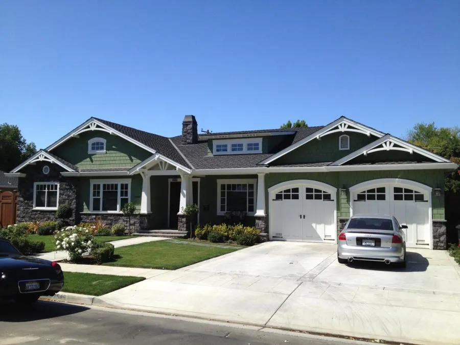 Picture of Best Exteriors Construction recently replaced the windows and siding on this home. - Best Exteriors Construction, Inc.