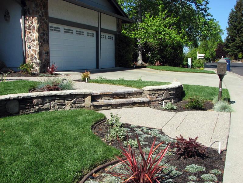 Picture of A natural stone retaining wall in an entry area in Walnut Creek - Dana Lund Landscaping, LLC