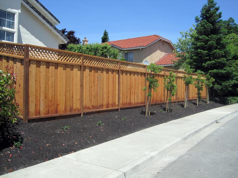 Picture of A recent custom fencing project in San Ramon - Dana Lund Landscaping, LLC