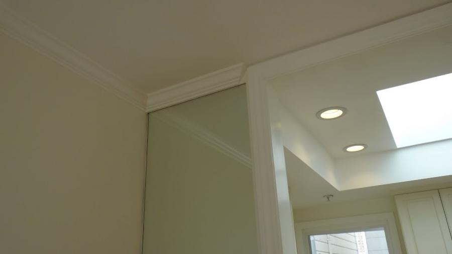 Picture of Crown moulding and drywall ceiling detail - Brian Fitzmaurice General Contractor