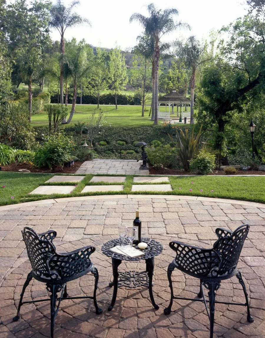 Picture of Black Diamond Paver Stones & Landscape Inc. - Black Diamond Paver Stones & Landscape, Inc.