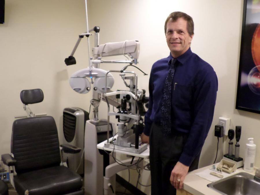 Picture of Dr. Thomas Aller is a veteran of the optometry industry. - Dr. Thomas A. Aller Optometrist, Inc.