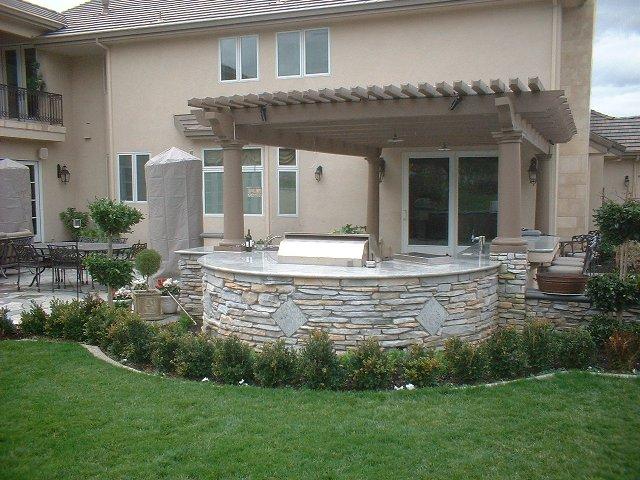 Picture of Paradigm Concrete & Construction builds patios. - Paradigm Concrete & Construction, Inc.