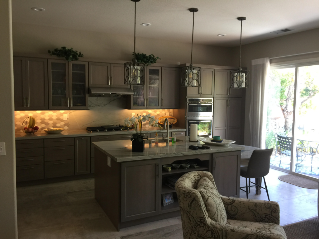 Picture of American Kitchen and Bath used StarMark cabinetry on this kitchen remodeling project. - Custom Cuts Construction Inc. DBA American Kitchen and Bath