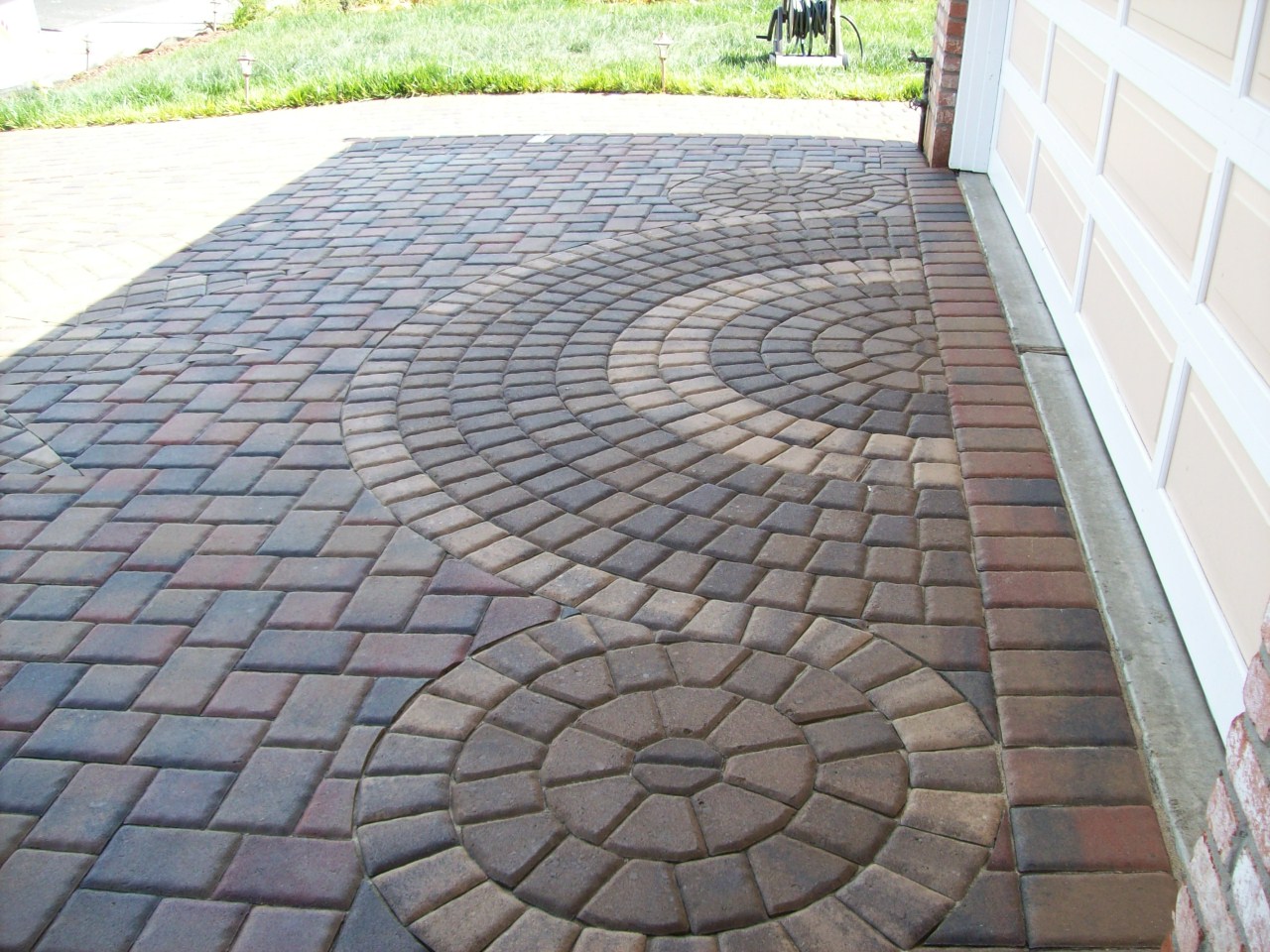 Picture of Unique Pavers - Unique Pavers