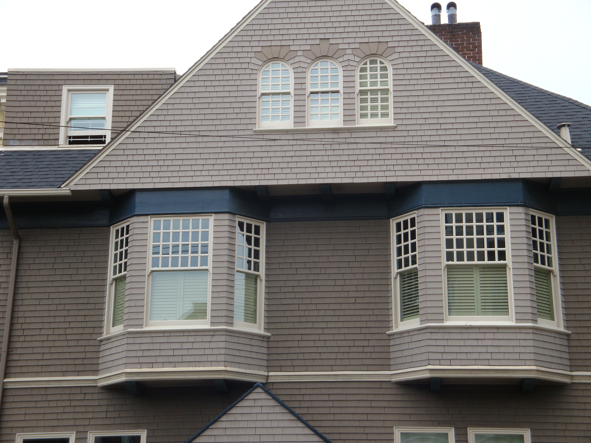 Picture of The new wood windows on this historic San Francisco home were made to look exactly like the old windows (without all the flaky paint). - Save Energy Company